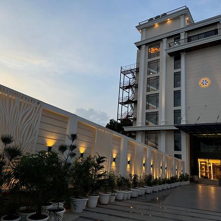 The Mudra Hotel Βαρανάσι Εξωτερικό φωτογραφία